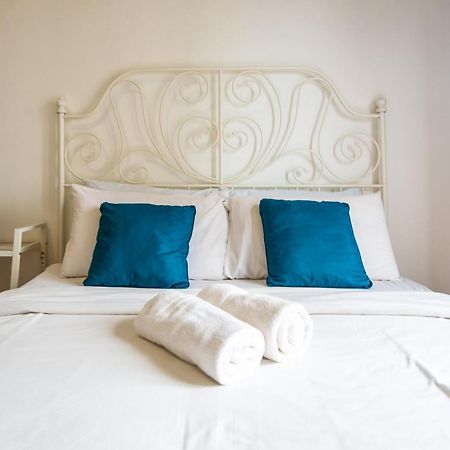 Casa Orient @ Macalister 218 ❈中路218东方之家 3Br 8Pax Lägenhet George Town Exteriör bild