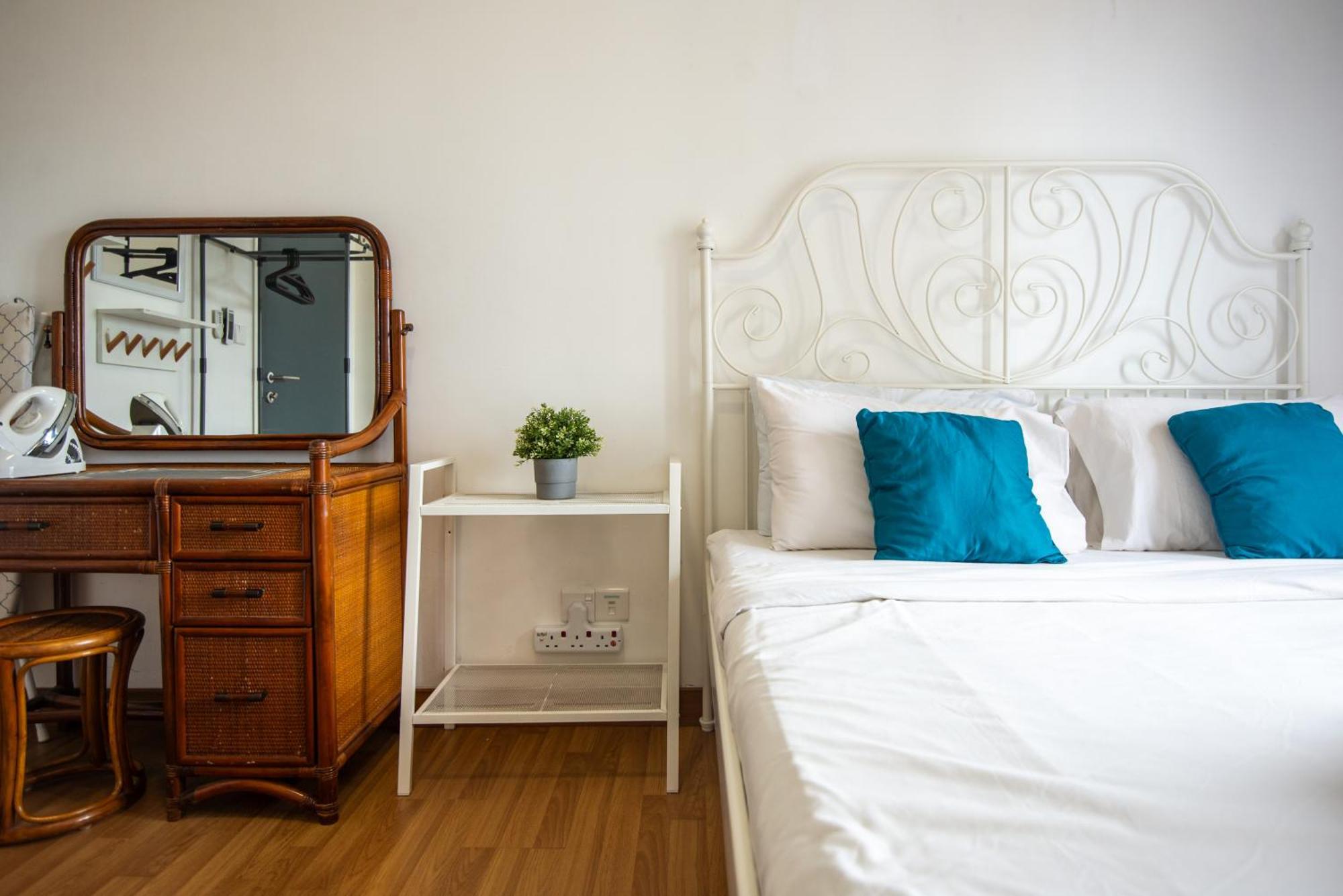 Casa Orient @ Macalister 218 ❈中路218东方之家 3Br 8Pax Lägenhet George Town Exteriör bild