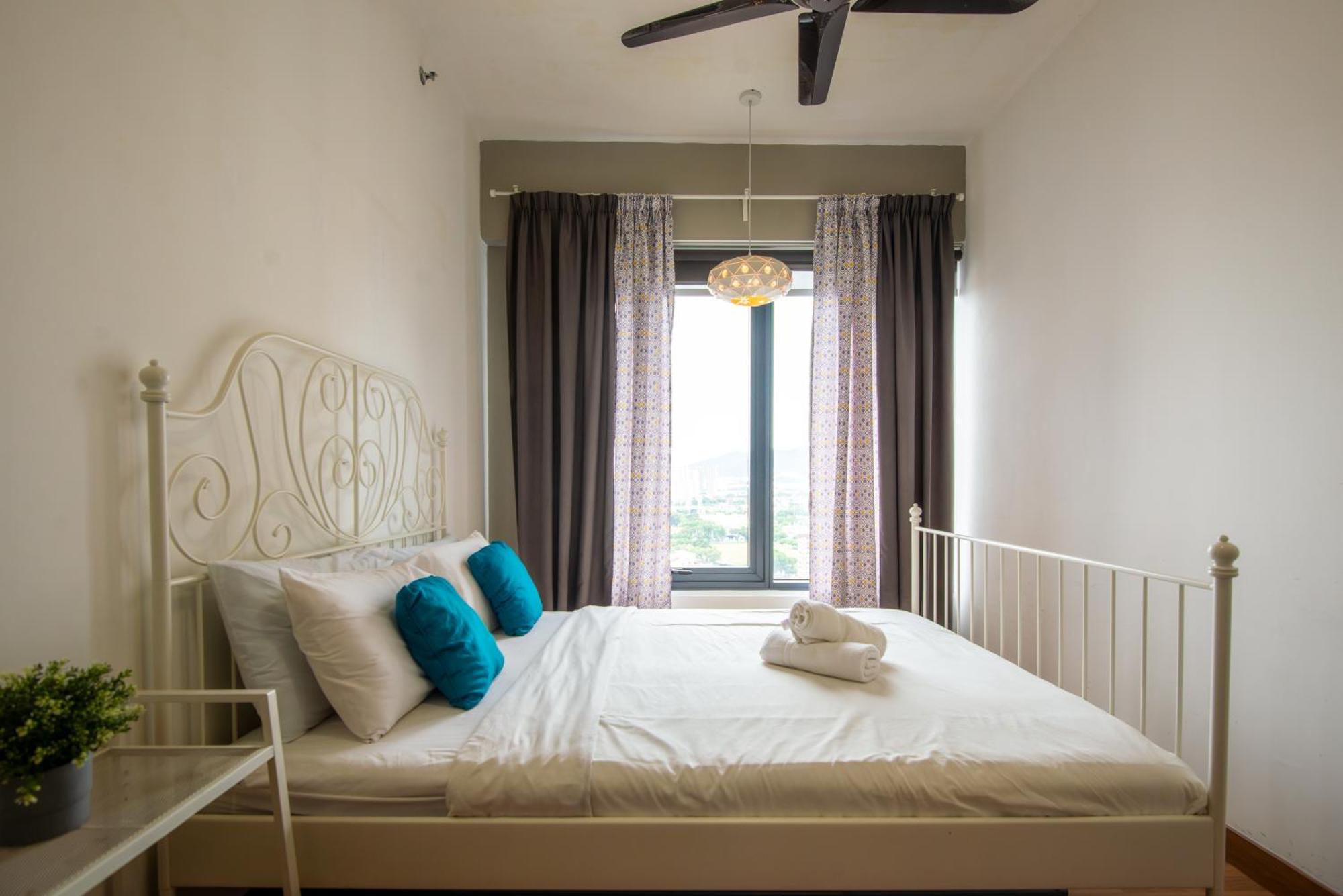Casa Orient @ Macalister 218 ❈中路218东方之家 3Br 8Pax Lägenhet George Town Exteriör bild